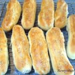 billede med pølsebrød og hotdogbrød