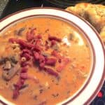 suppe med tomater og champignon