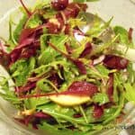 pæresalat med tørrede tranebær